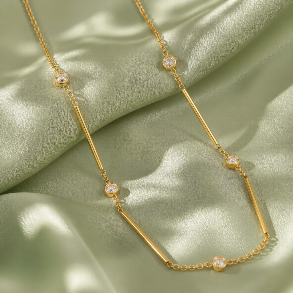 Halo Bar Necklace