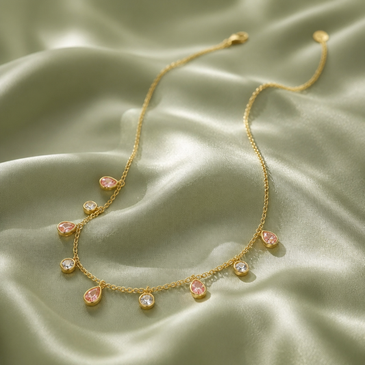 Queen’s Touch Necklace