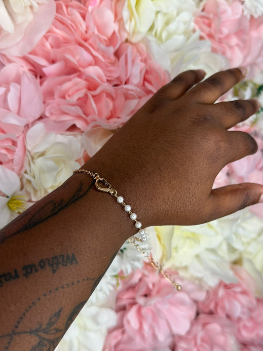 Gold Heart & Pearl Bracelet